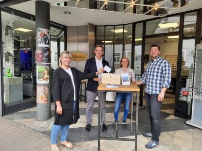 Einweihung der Ideen-Box durch BGM Schönung