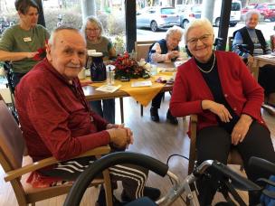 Gute Stimmung beim Adventskaffee im Johanniter-Haus Lorsch
