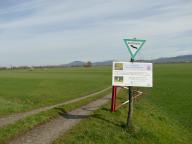 Naturschutzgebiet mit Hinweisschild