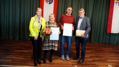 Ehrung für besondere Verdienste: Dagmar Gierschner und Klaus Fieberling 