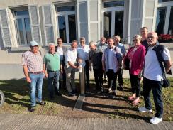 Das Bild zeigt die Mitglieder des Magistrats der Stadt Lorsch, sowie Armin Kromer – Geschäftsführer und Direktor des WBVRO (3. von links) und Markus Becker – Wassermeister WBVRO (2. von rechts) 