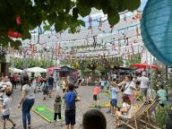 Tanzen unterm Blütenhimmel