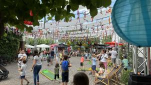 Tanzen unterm Blütenhimmel