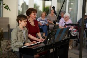 Bild eines Gartenkonzerts 2025