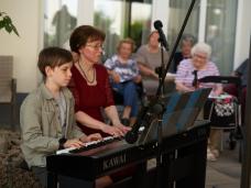 Bild eines Gartenkonzerts 2025