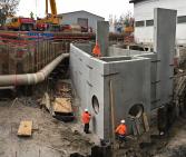 Nach zwei Montagetagen steht ein Bauerk für das Bauarbeiter vor Ort drei Monate tätig gewesen wären