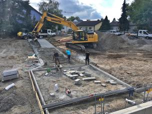 Herstellung der Kranstellflaeche mit Zufahrt für die spätere Wartung der Rohrschachtpumpen