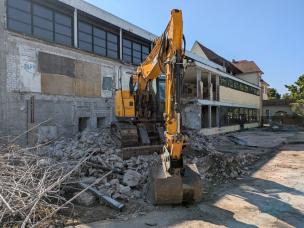 Ebene 1, Abbruch Treppenhaus