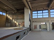 Ebene 2, Bühne Halle