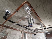 Ebene 2, Magazin Ostseite