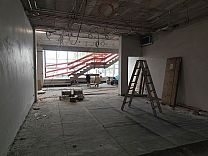 Ebene 1, Garderobe