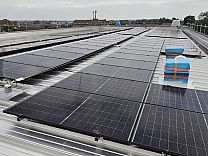 Hauptdach PV-Anlage