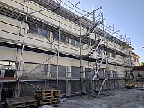 Westseite, Fassade