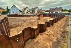 Voraushub für die Herstellung des Arbeitsplanums für Anker- und Mikropfahlarbeiten